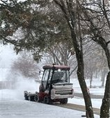 photo of sidewalk clearing