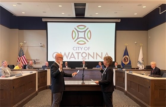 swearing in City Administrator